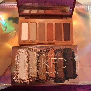 Urban Decay Naked petite heat eyeshadow palette